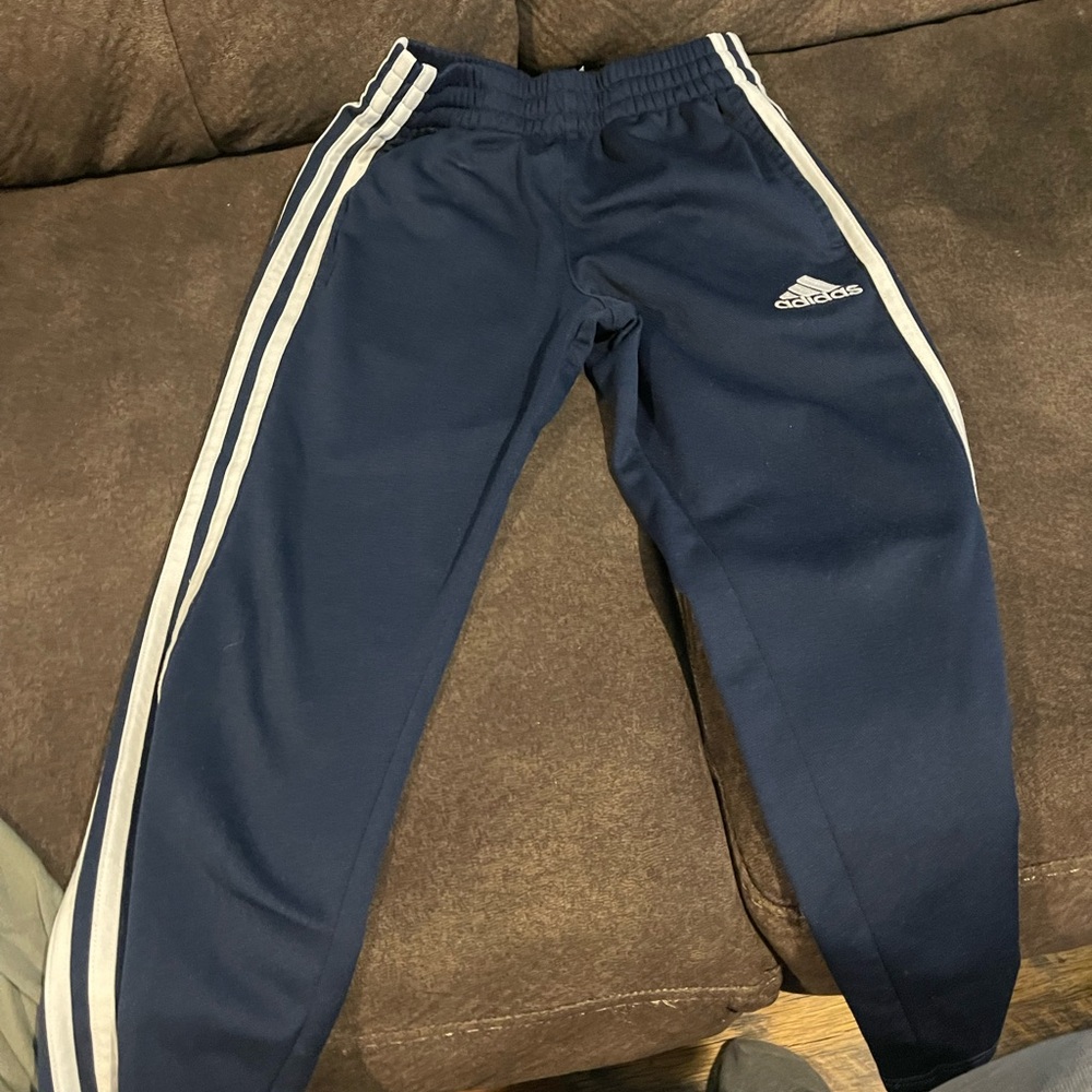 Boys Adidas pants size 7/8